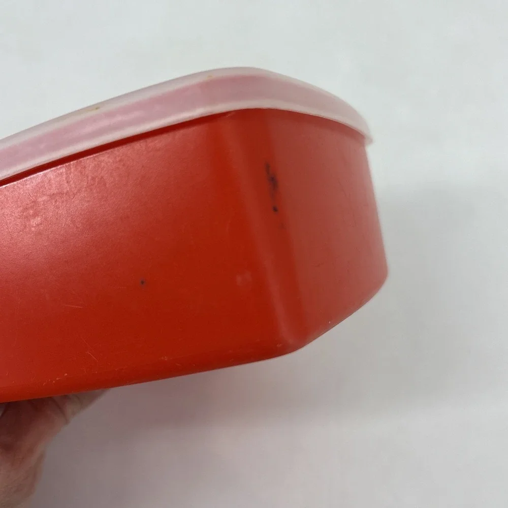 Lot of 2 Vintage Tupperware Red Orange Storage Containers 311-78 & 670-32 Square